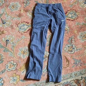 GREY NIKE SWEATPANTS